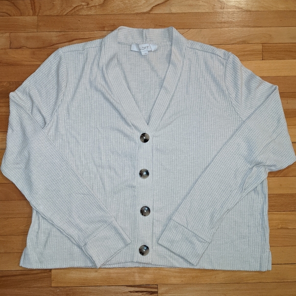 LOFT Sweaters - Loft Button Down Cropped Cardigan